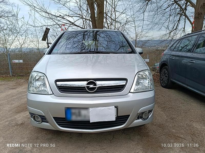 Gebraucht Opel Meriva 105 PS (77 kW) 2006 Silber Van / Kleinbus