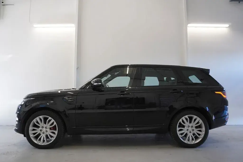 Gebraucht Land Rover Range Rover Sport 400 PS (294 kW) 2021 Schwarz SUV
