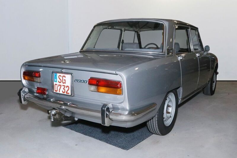 Gebraucht Alfa Romeo 2000 131 PS (96 kW) 1971 Silber Limousine