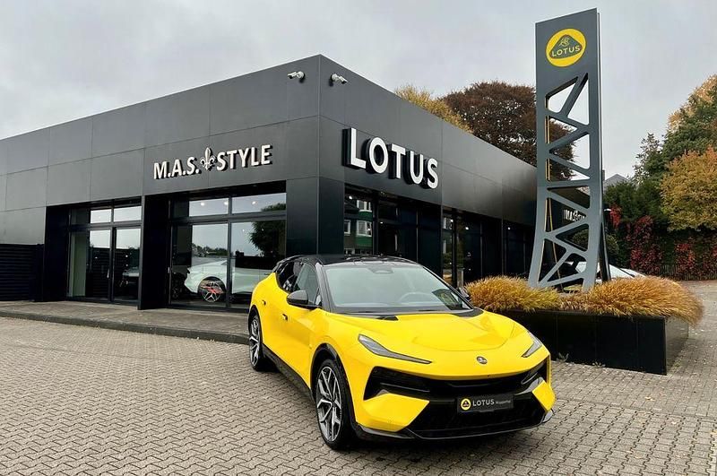 Solar yellow Neu 2025 Lotus Eletre SUV | 108.950 € - Bild 1/4