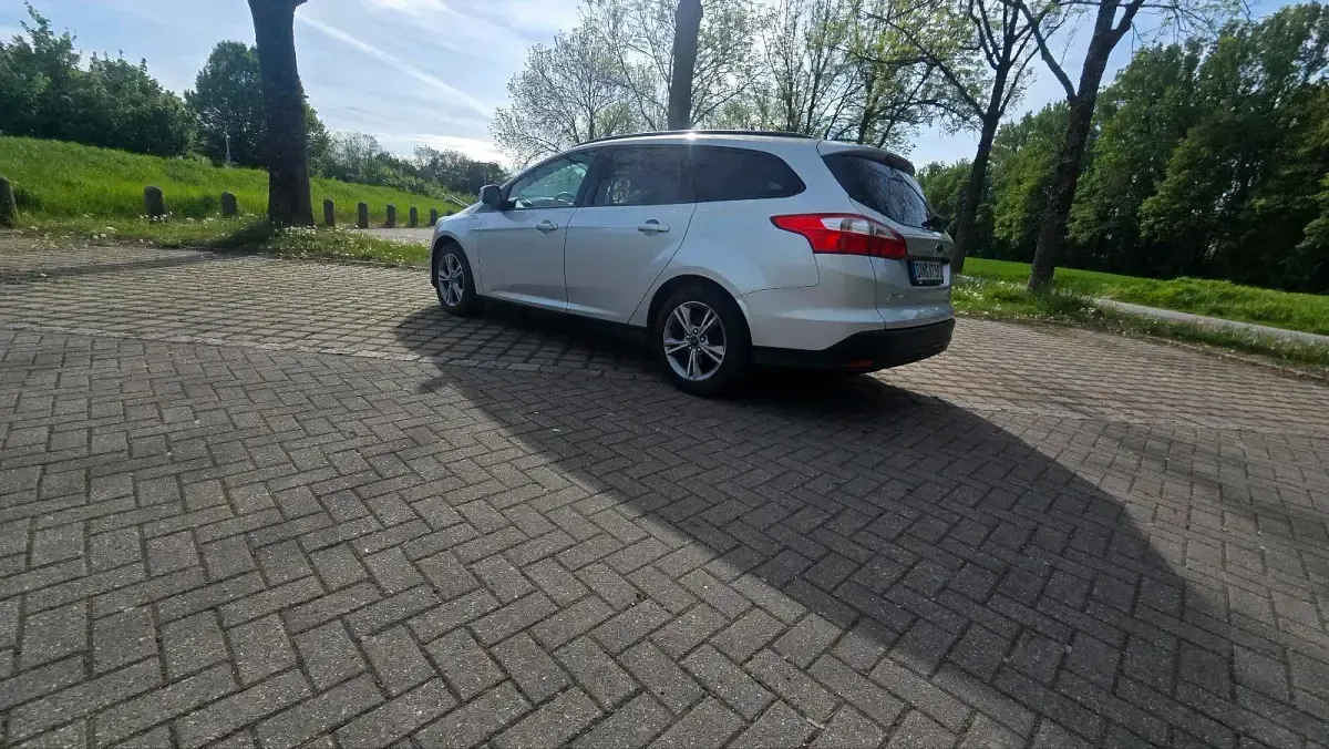 Käytetty Ford Focus 125 HP (91 kW) 2013 Farmari