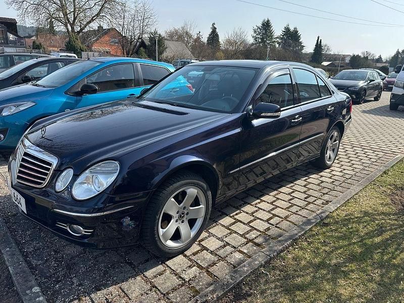 Gebraucht Mercedes E280 Avantgarde 231 PS (169 kW) 2007 Blau Limousine