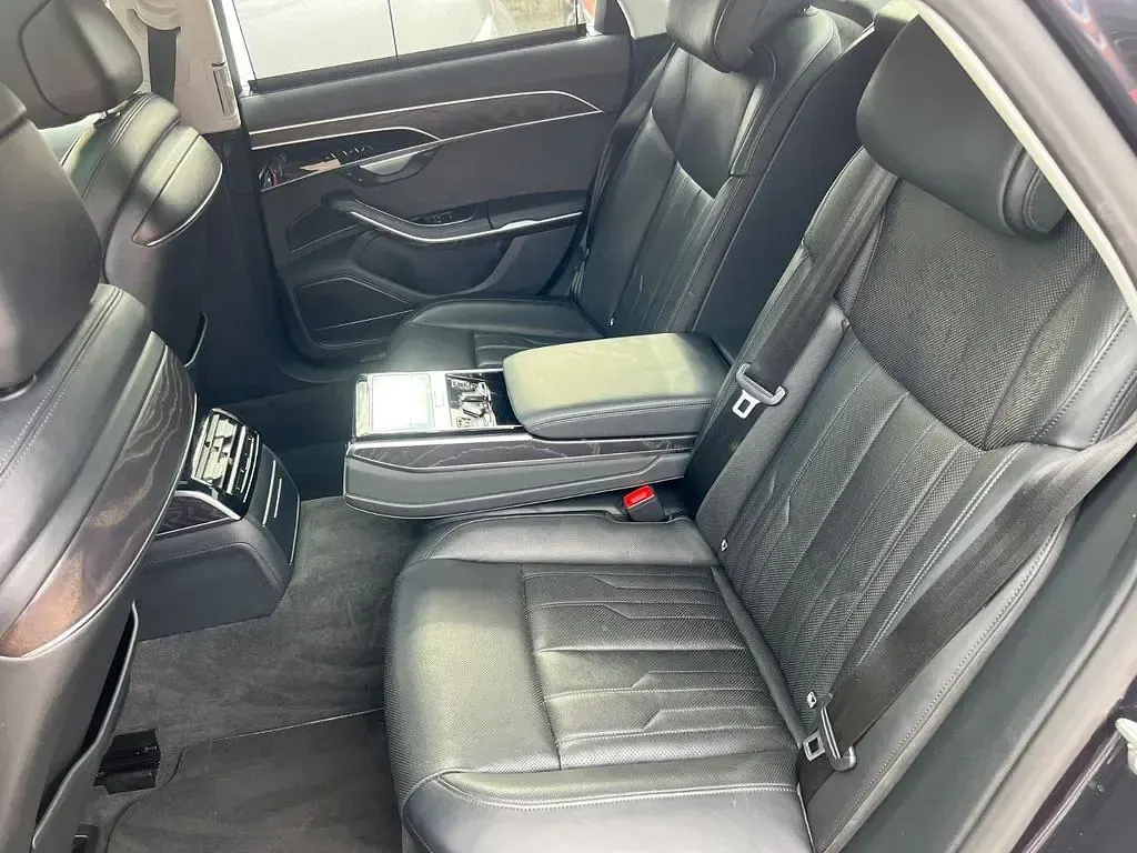Gebraucht Audi A8 286 PS (210 kW) 2019 Blau Limousine