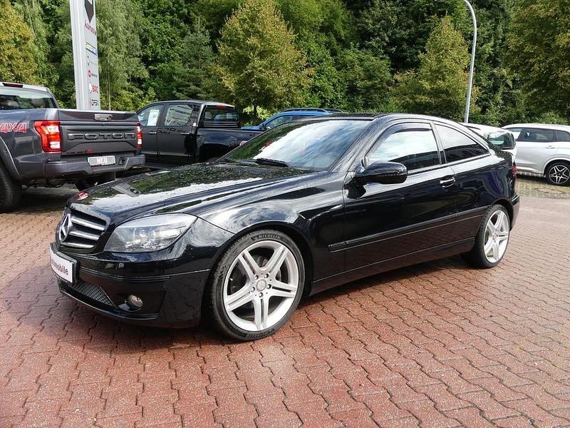 Schwarz Gebraucht 2009 Mercedes CLC200 Kleinwagen | 7.990 € (Etwas zu teuer) - Bild 1/4