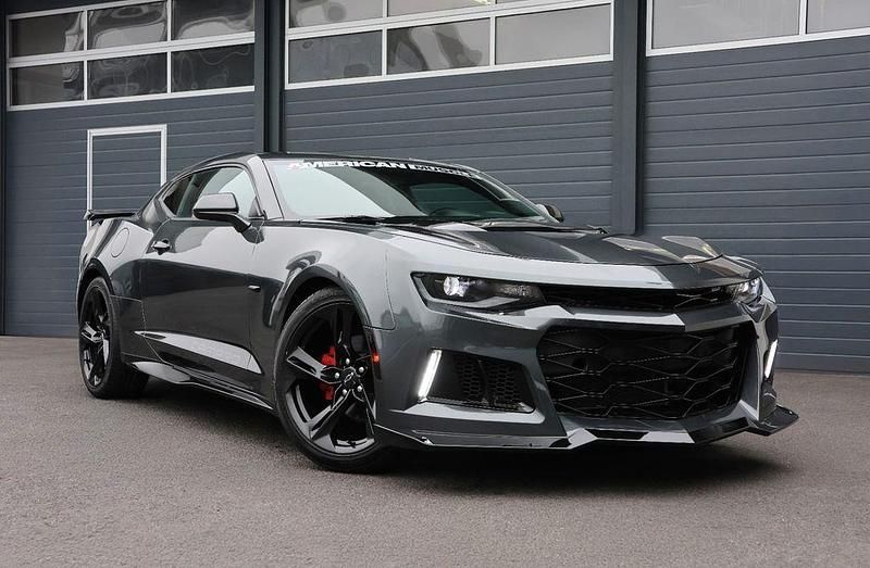 Grau Gebraucht 2017 Chevrolet Camaro ZL1 Coupé | 27.450 € (Fairer Preis) - Bild 1/4