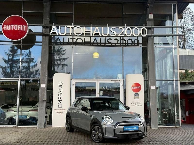 Gebraucht Mini Cooper SE Essential 135 kW (184 PS) 2021 Grau Kleinwagen