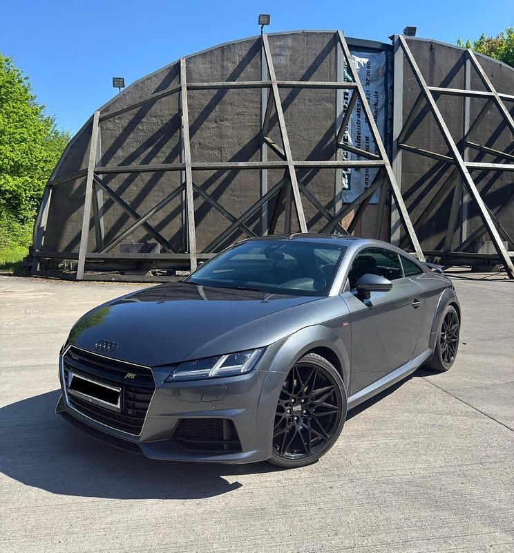 Grau Gebraucht 2015 Audi TTS Comfort Coupé | 27.999 € (Fairer Preis) - Bild 1/4