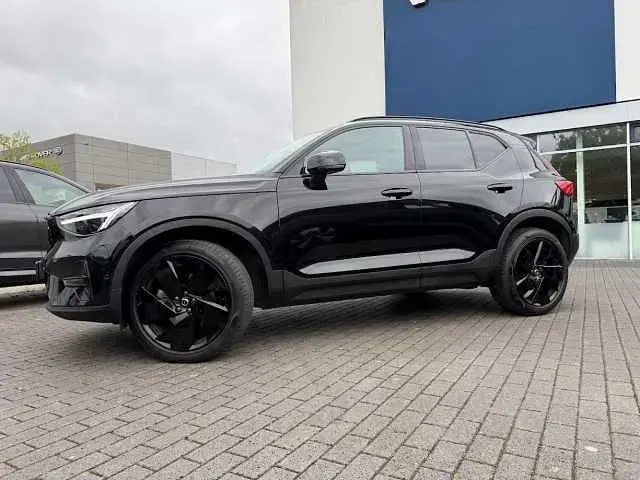 Gebraucht Volvo XC40 120 PS (88 kW) 2025 SUV