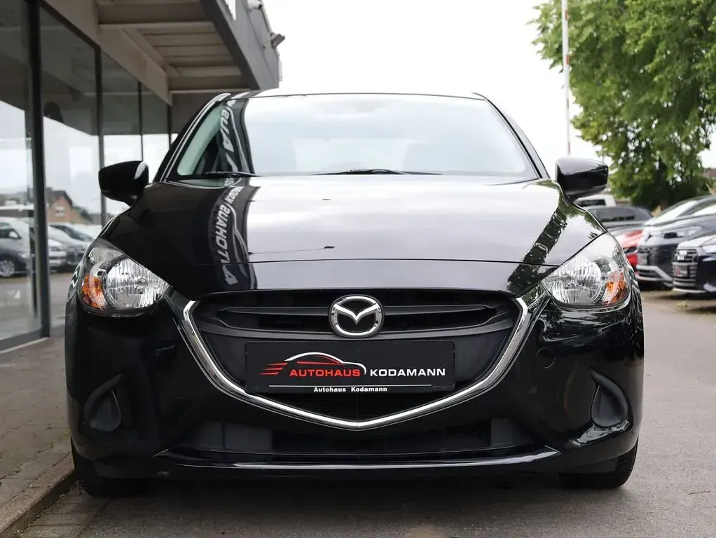 Gebraucht Mazda 2 Kizoku 90 PS (66 kW) 2017 Onyxschwarz metallic Limousine