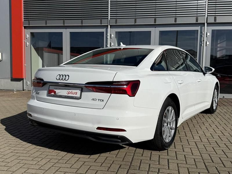 Usado Audi A6 Premium 204 HP (150 kW) 2023 Branco Sedan