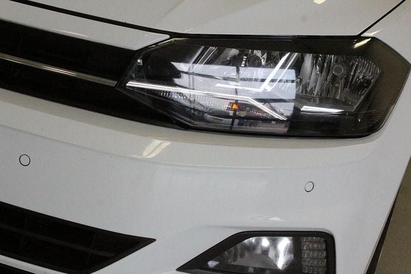 Gebraucht VW Polo Comfortline 97 PS (71 kW) 2021 Weiß Limousine