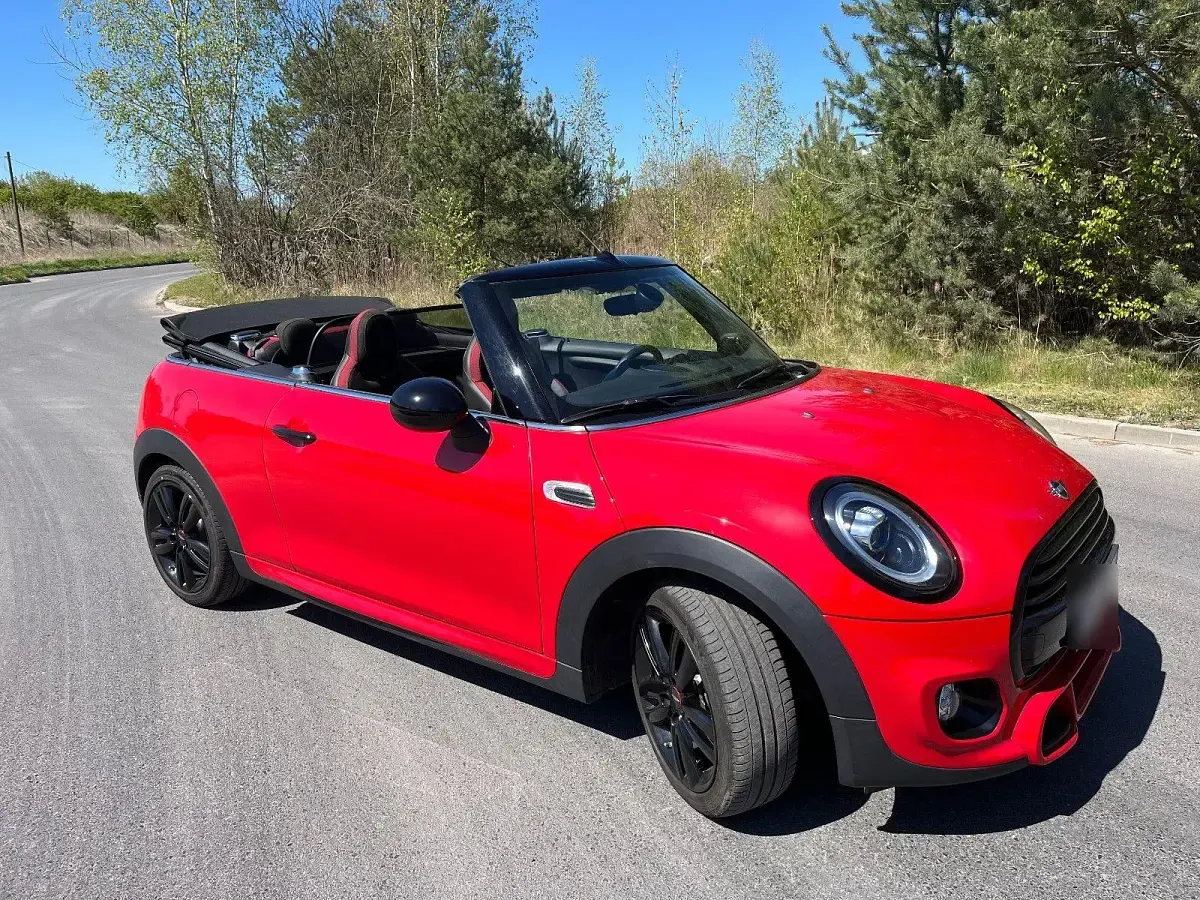 Używany Mini Cooper 136 KM (100 kW) 2018 Czerwony Hatchback