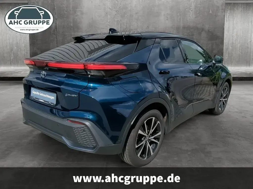 Gebraucht Toyota C-HR Team 223 PS (164 kW) 2024 Dunkelblau SUV