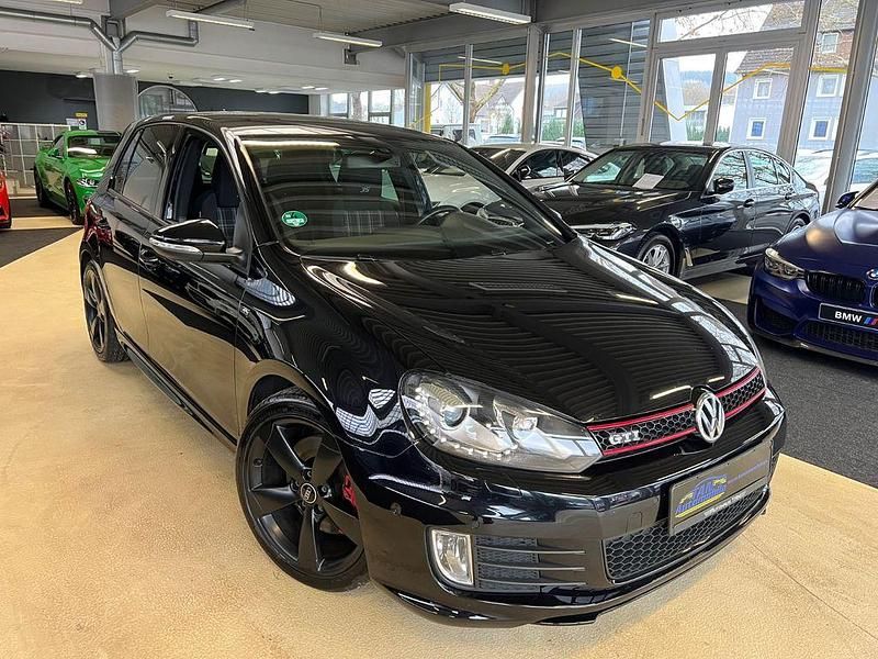 Schwarz Gebraucht 2012 VW Golf VI Edition Limousine | 11.790 € (Teuer) - Bild 1/4