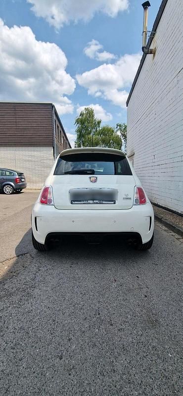 Gebraucht Abarth 500 170 PS (125 kW) 2016 Weiß Kleinwagen