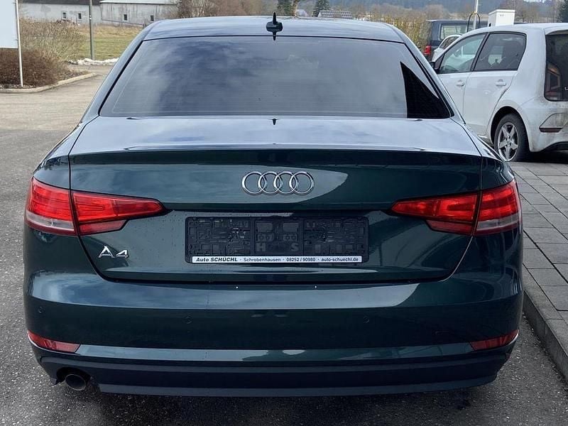 Gebraucht Audi A4 150 PS (110 kW) 2017 Grün Limousine