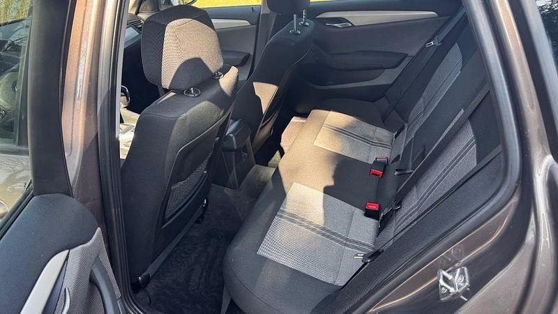 Gebraucht BMW X1 150 PS (110 kW) 2011 Braun SUV