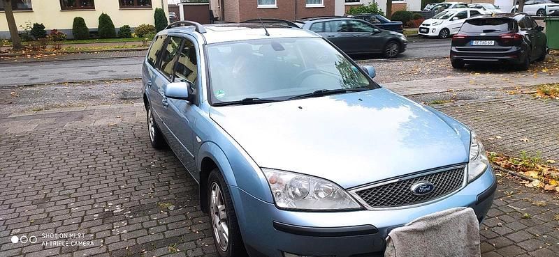 Blau Gebraucht 2005 Ford Mondeo Kombi | 1.600 € (Guter Preis) - Bild 1/4