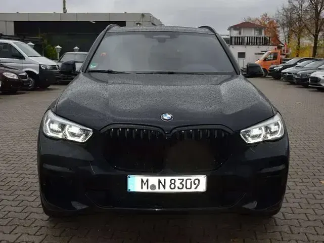 Gebraucht BMW X5 M Sport 286 PS (210 kW) 2021 Carbonschwarz metallic SUV