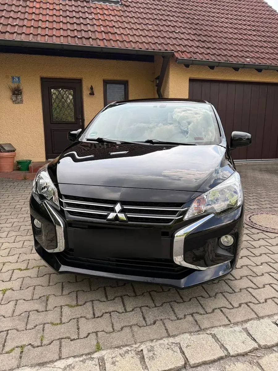Gebraucht Mitsubishi Space Star 71 PS (52 kW) 2021 Schwarz Kleinwagen