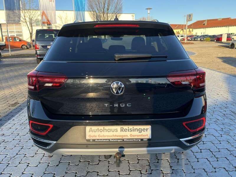 Gebraucht VW T-Roc Style 150 PS (110 kW) 2024 Deep black perleffekt SUV