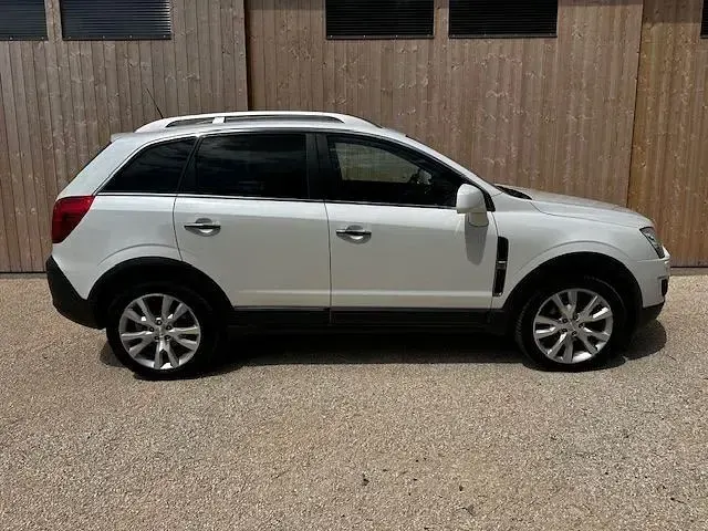 Gebraucht Opel Antara Cosmo 184 PS (135 kW) 2015 Weiß SUV