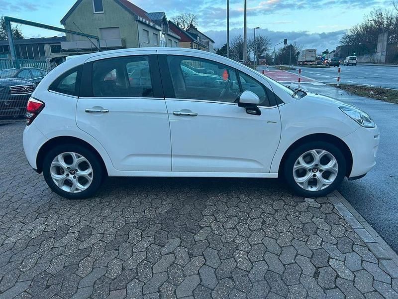 Gebraucht Citroën C3 Exclusive 110 PS (80 kW) 2015 Weiß Limousine