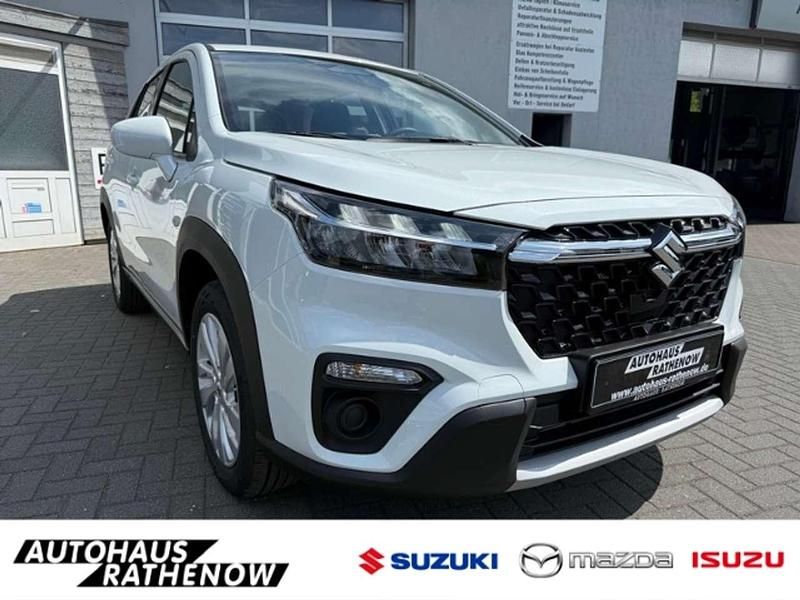 Neu Suzuki SX4 129 PS (94 kW) 2025 Cool white pearl metallic SUV
