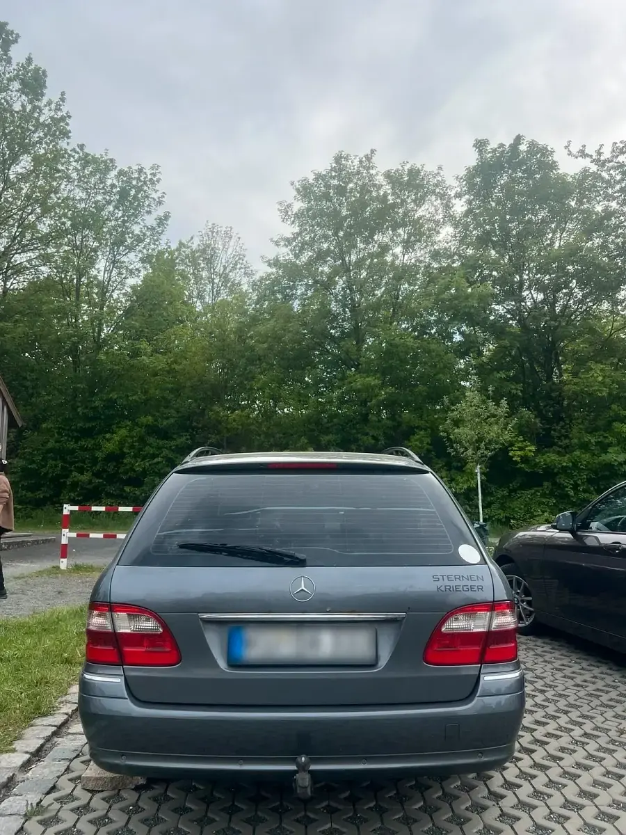 Gebraucht Mercedes E280 190 PS (139 kW) 2005 Grau Kombi