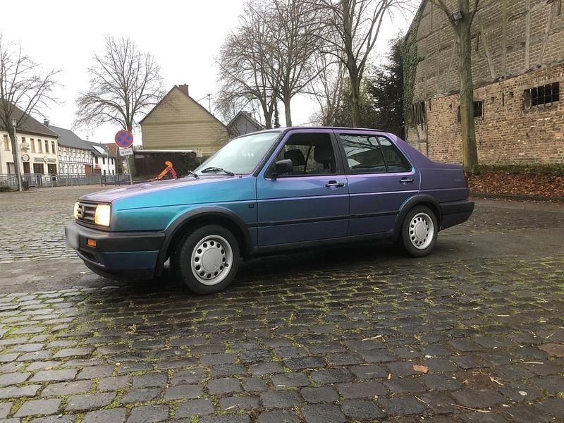 Second-hand VW Jetta 69 CP (50 kW) 1990 Berlinǎ