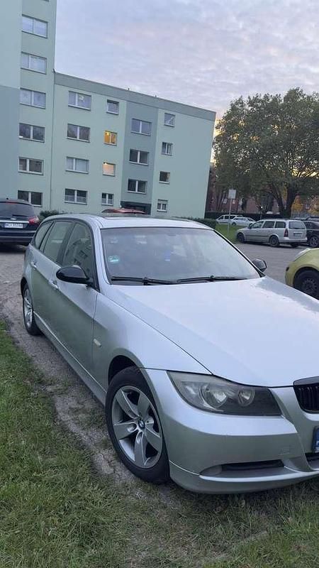 Gebraucht BMW 320 177 PS (130 kW) 2007 Kombi