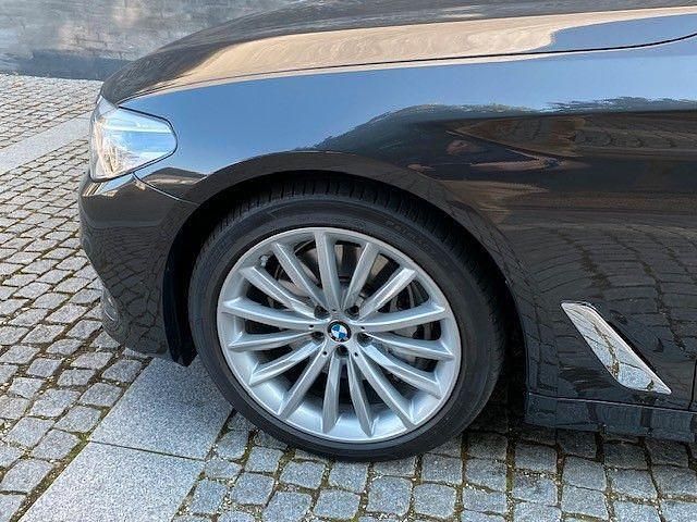 Gebraucht BMW 540 Sport Line 340 PS (250 kW) 2017 Grau Limousine