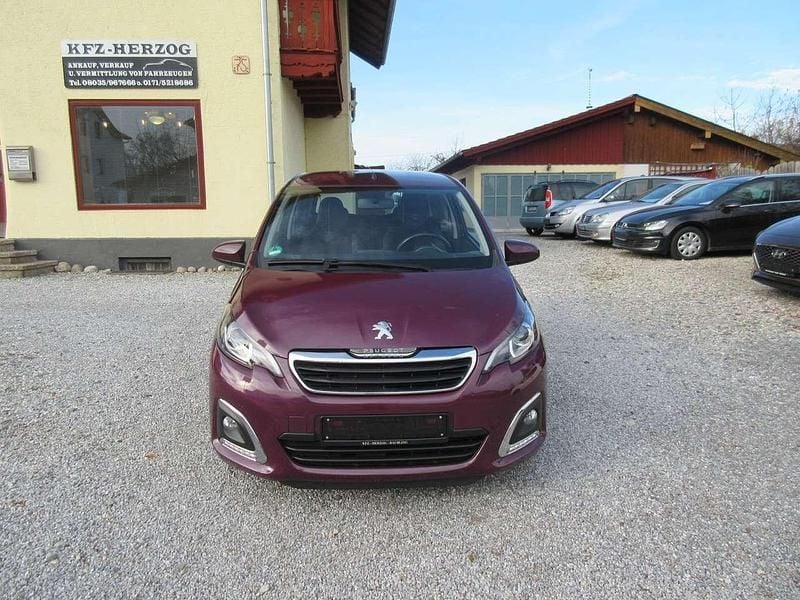 Gebraucht Peugeot 108 Allure 82 PS (60 kW) 2018 Violett Limousine