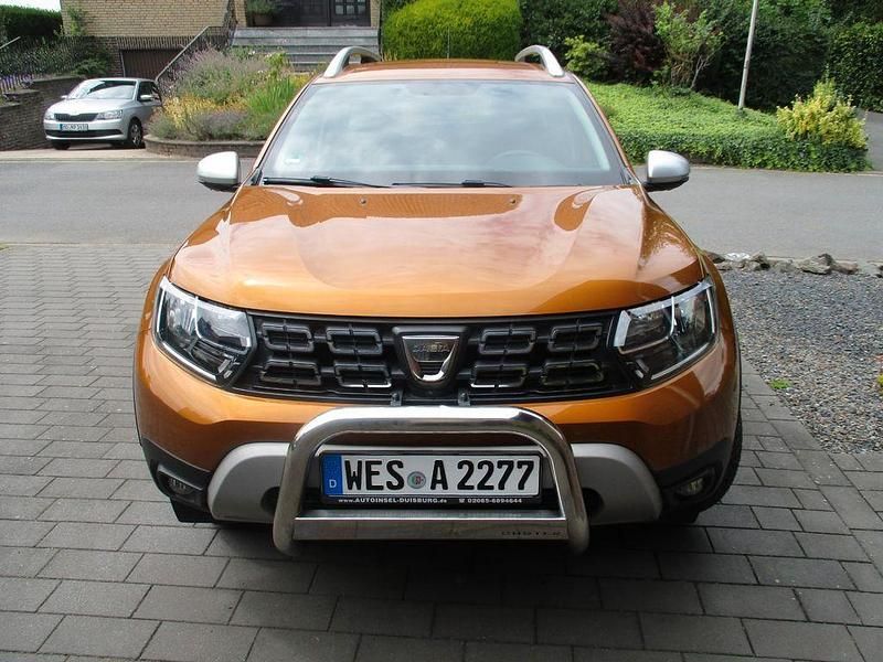 Gebraucht Dacia Duster Prestige 150 PS (110 kW) 2021 Orange SUV