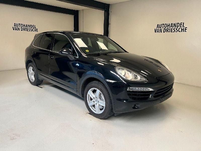 Gebraucht Porsche Cayenne 211 PS (155 kW) 2012 Schwarz SUV