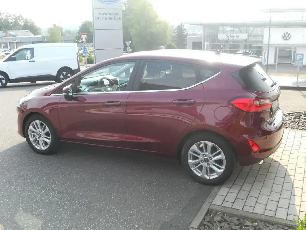 Gebraucht Ford Fiesta Titanium 101 PS (74 kW) 2022 Violett Kleinwagen
