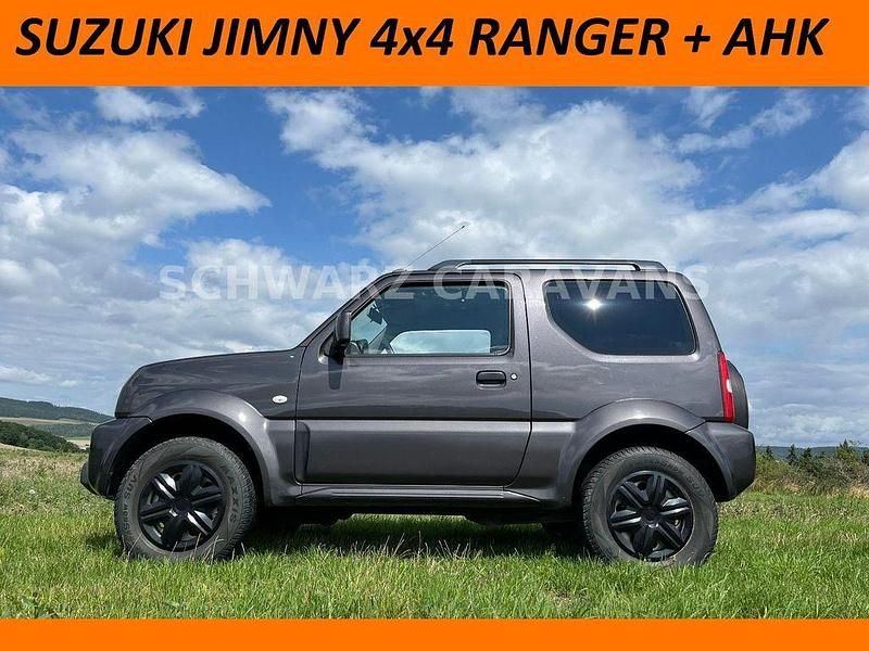 Grau Gebraucht 2015 Suzuki Jimny Club SUV | 16.990 € (Etwas zu teuer) - Bild 1/4