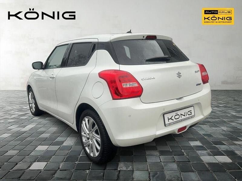 Gebraucht Suzuki Swift 83 PS (61 kW) 2023 Weiss Kleinwagen
