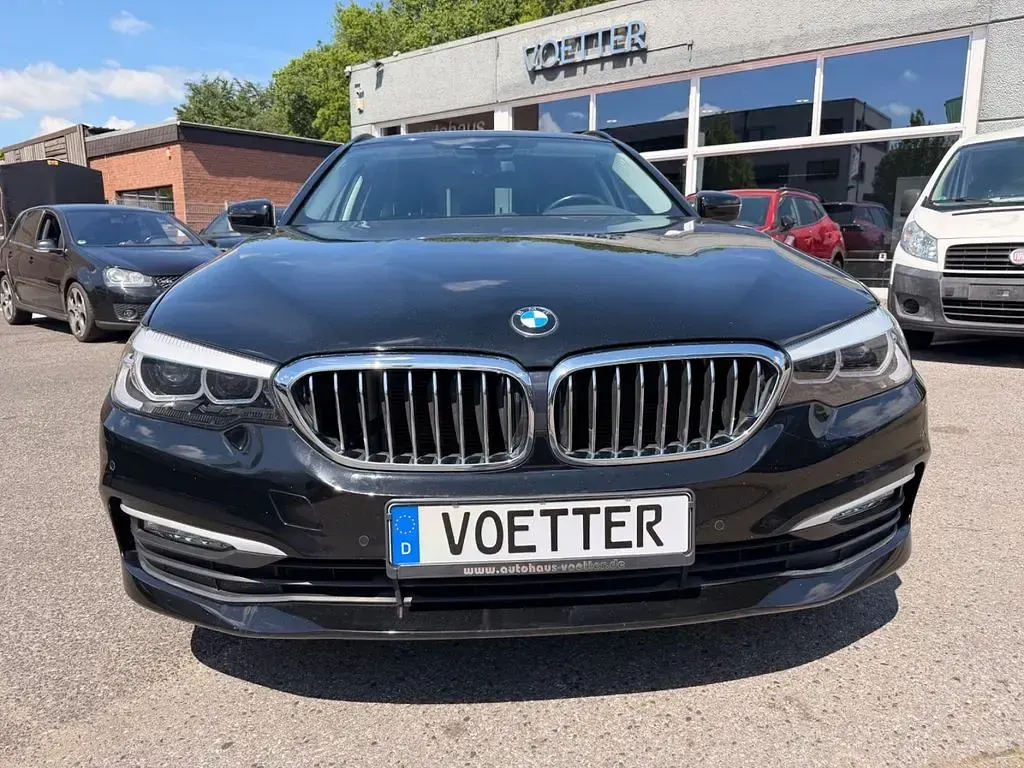 Gebraucht BMW 520 190 PS (139 kW) 2018 Schwarz Kombi