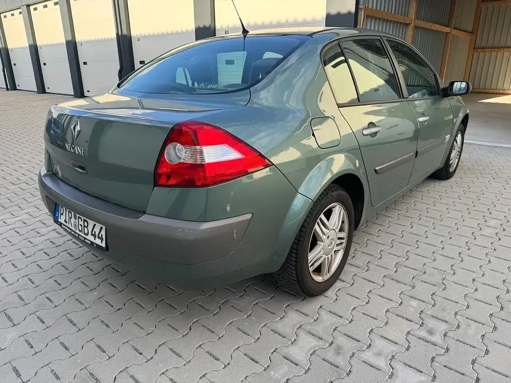 Gebraucht Renault Mégane Authentique 98 PS (72 kW) 2004 Grün Limousine