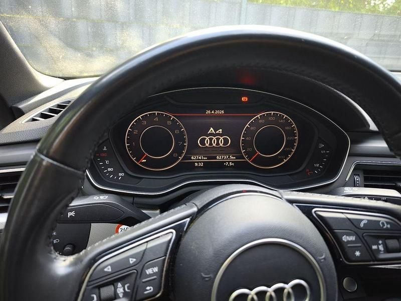 Second-hand Audi A4 Ambiente 150 CP (110 kW) 2017 Alb Berlinǎ