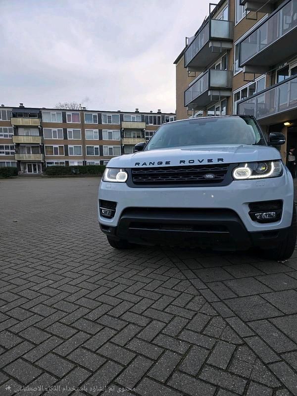 Weiß Gebraucht 2016 Land Rover Range Rover SUV | 29.900 € - Bild 1/4