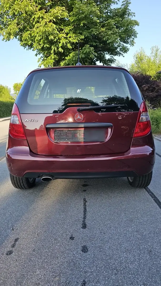 Używany Mercedes A170 115 KM (84 kW) 2008 Czerwony Hatchback