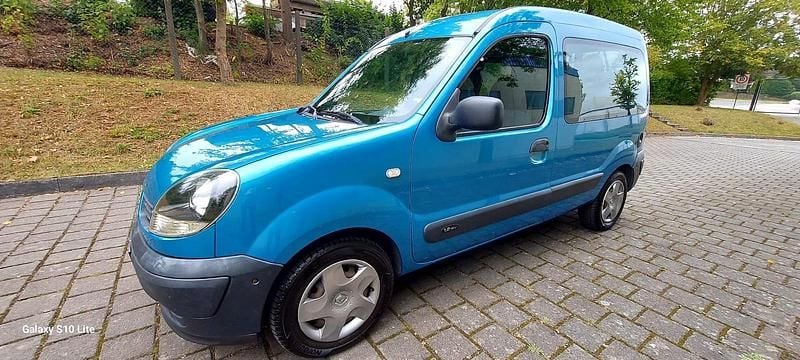 Grün Gebraucht 2007 Renault Kangoo Van / Kleinbus | 2.900 € (Fairer Preis) - Bild 1/4