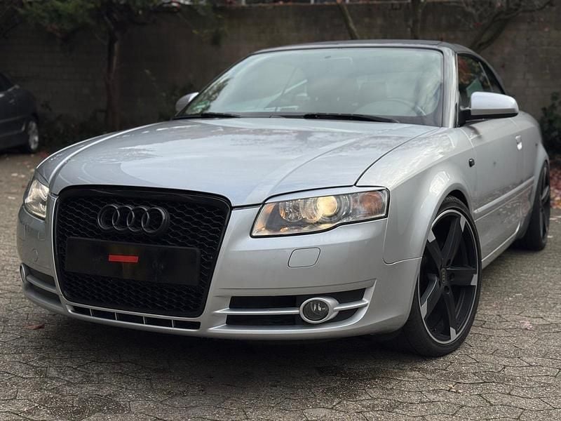 Lichtsilber metallic Gebraucht 2008 Audi A4 Cabriolet Cabrio | 5.999 € (Superpreis) - Bild 1/4