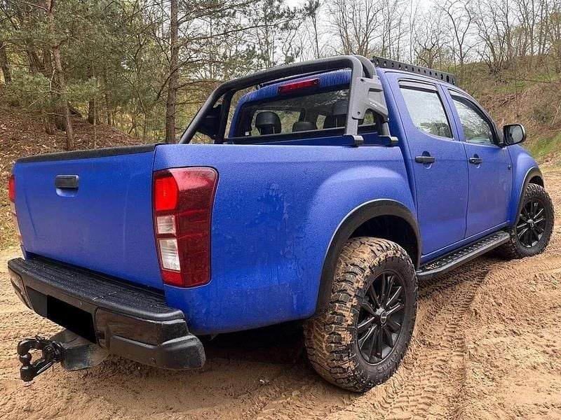 Gebraucht Isuzu D-Max 163 PS (119 kW) 2013 Blau Van