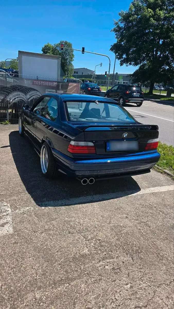 Gebraucht BMW 325 210 PS (154 kW) 1993 Blau Coupé