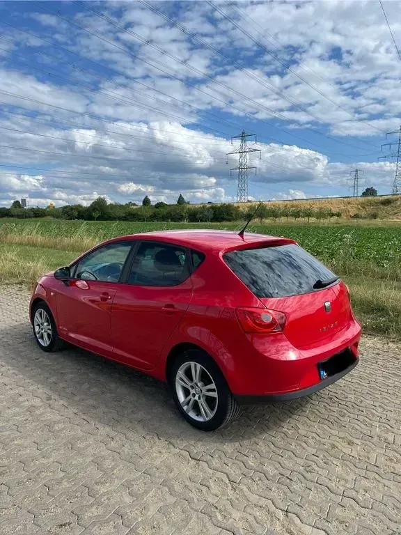 Gebraucht Seat Ibiza Copa 69 PS (50 kW) 2011 Rot Limousine