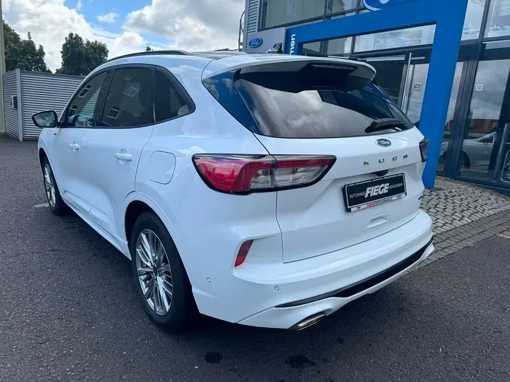 Gebraucht Ford Kuga ST-Line X 152 PS (111 kW) 2020 Weiß SUV