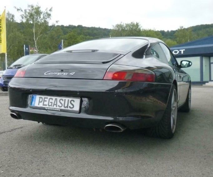 Gebraucht Porsche 996 320 PS (235 kW) 2004 Schwarz metallic Coupé
